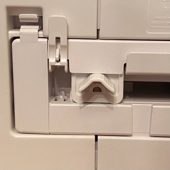 Silhouette Cameo 4 Bundle Professional Vinyl Cutter Machine with Accessories - Picture 6 of 14